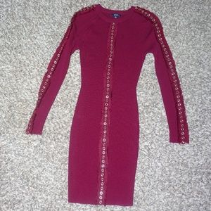 Burgundy Stretchy Dress With Golden Details